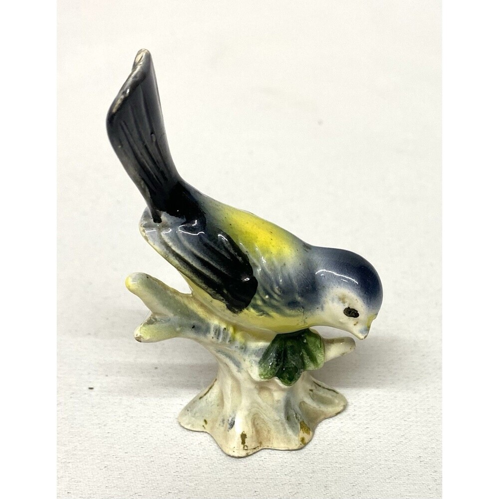Antique/Vintage Porcelain Ceramic Bird Figurine Miniature Collectible Japan